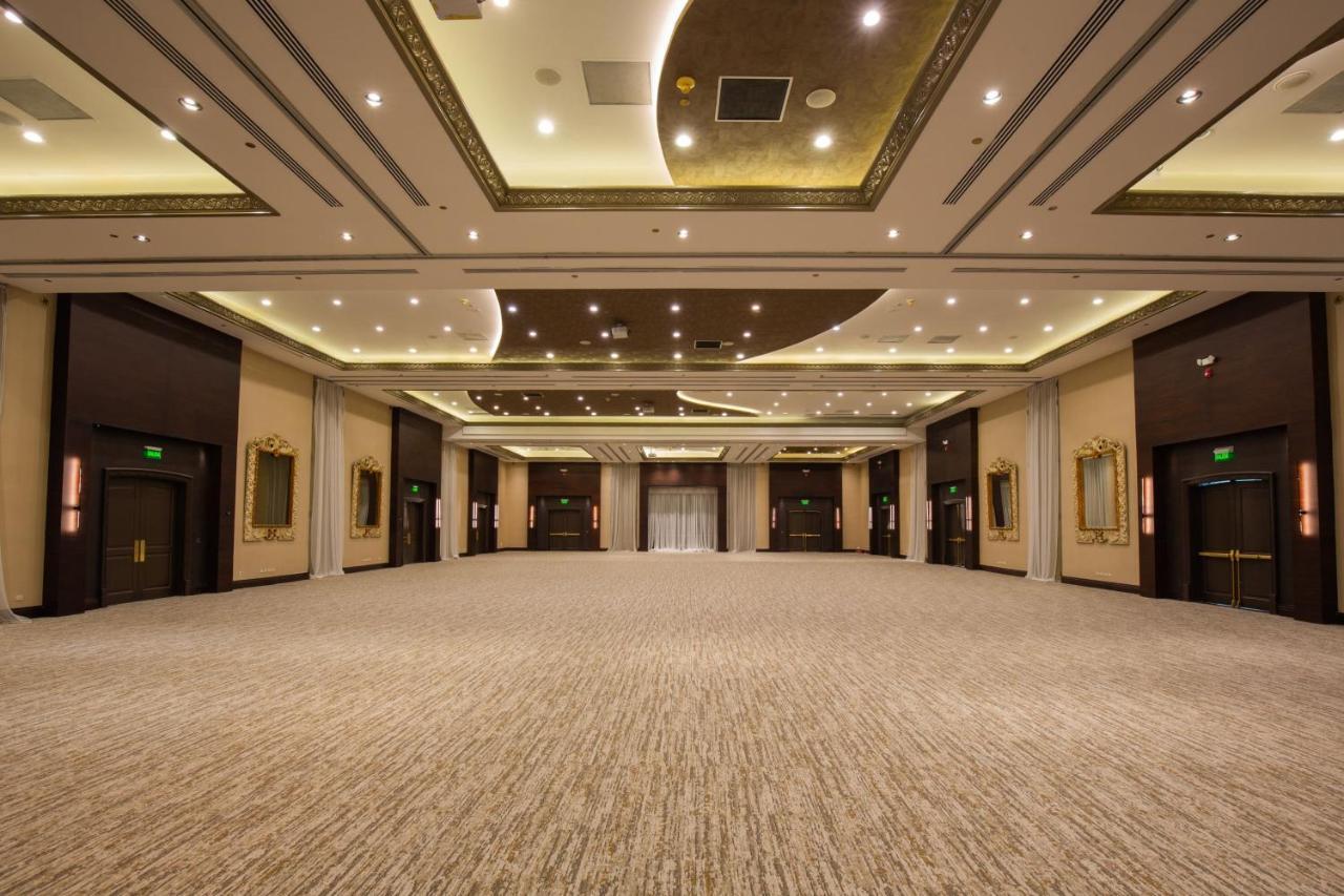 Jw Marriott Quito Hotel Exterior photo