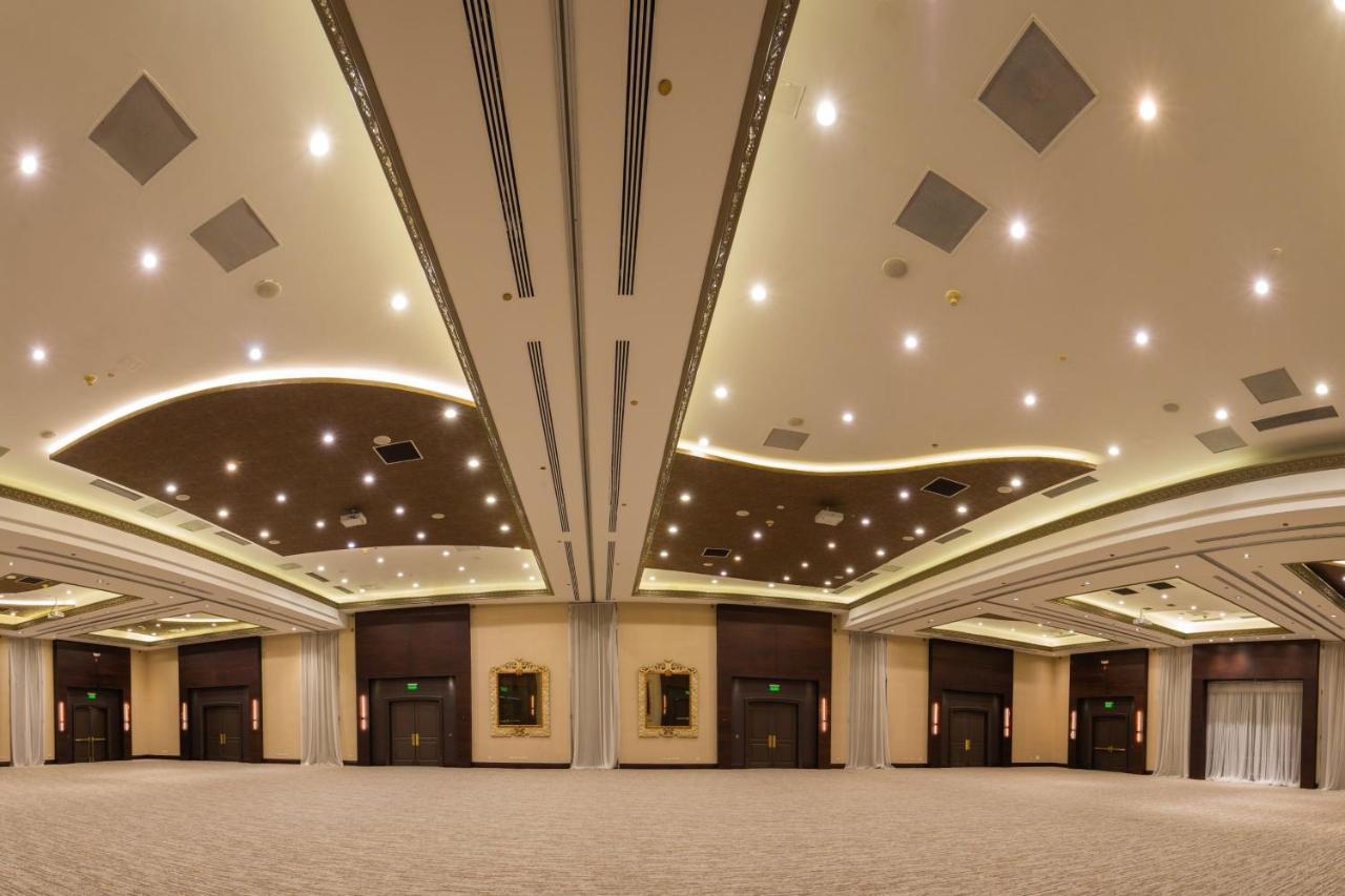 Jw Marriott Quito Hotel Exterior photo