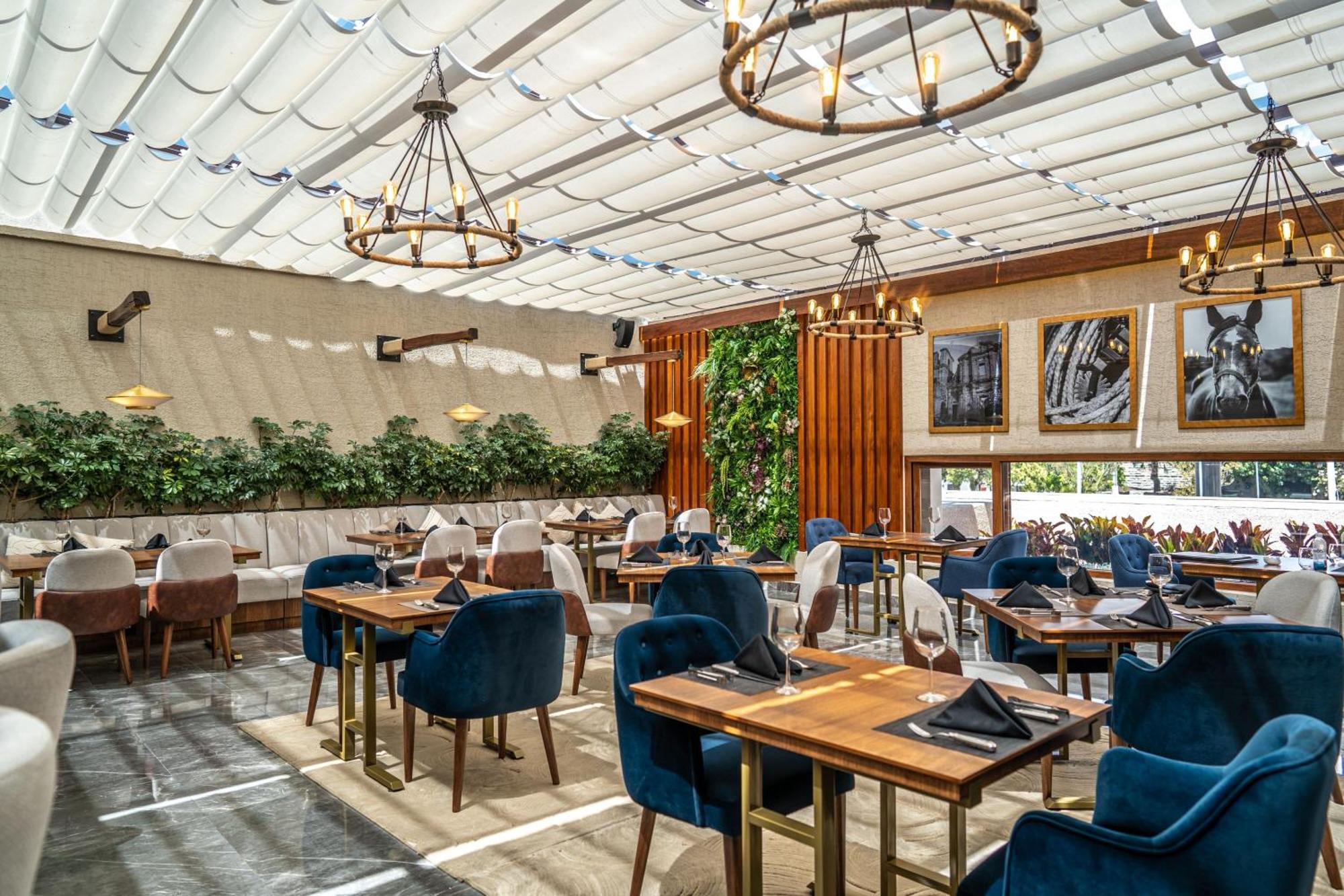 Jw Marriott Quito Hotel Exterior photo