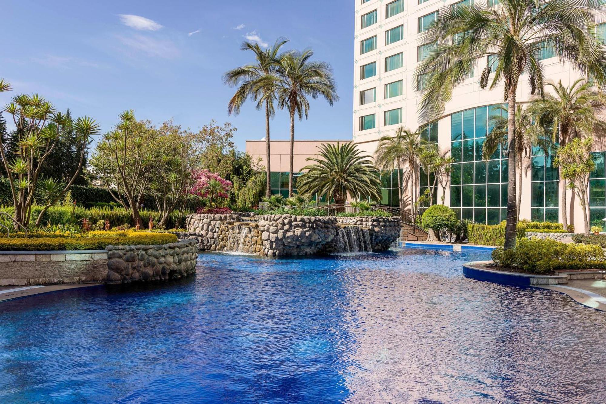 Jw Marriott Quito Hotel Exterior photo